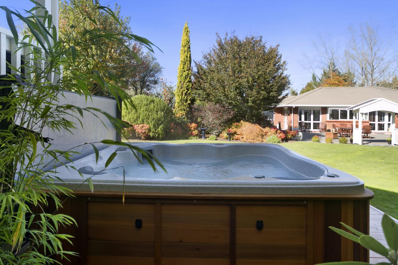 The Retreat Luxury Garden Villa Taupo Ngoại thất bức ảnh